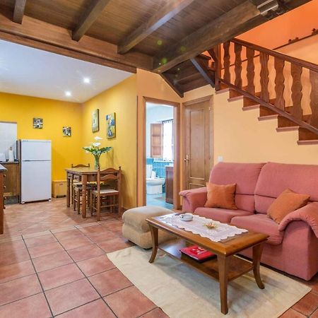 Apartamentos Castrovaselle Nº2 Tapia De Casariego Eksteriør bilde