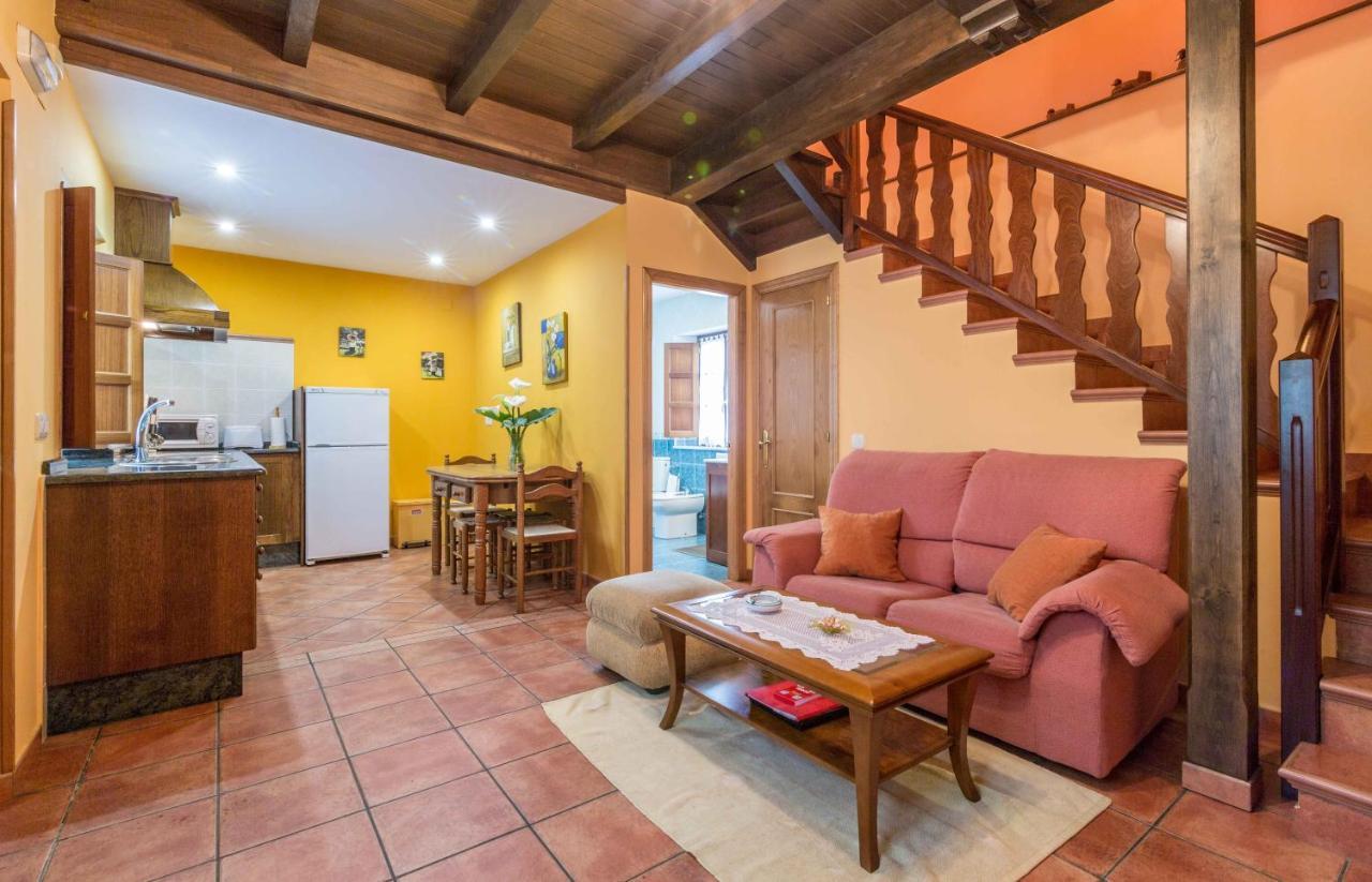 Apartamentos Castrovaselle Nº2 Tapia De Casariego Eksteriør bilde